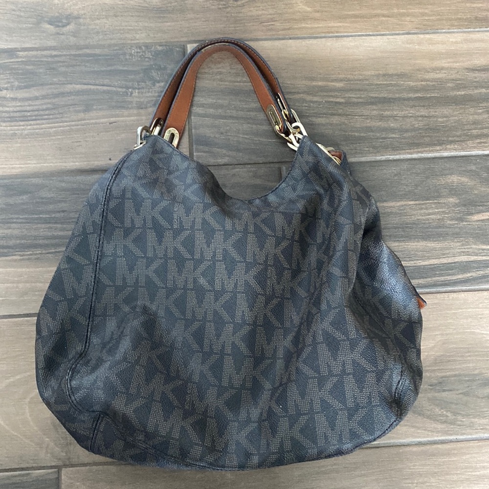 Michael Kors signature 3 compartment shoulder bag with leather straps